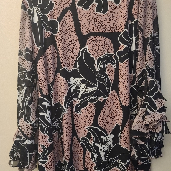 Top - Picture 5 of 5